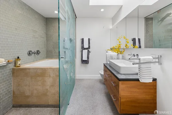 $1,195,000 | 2091 35th Avenue, San Francisco, CA 94116