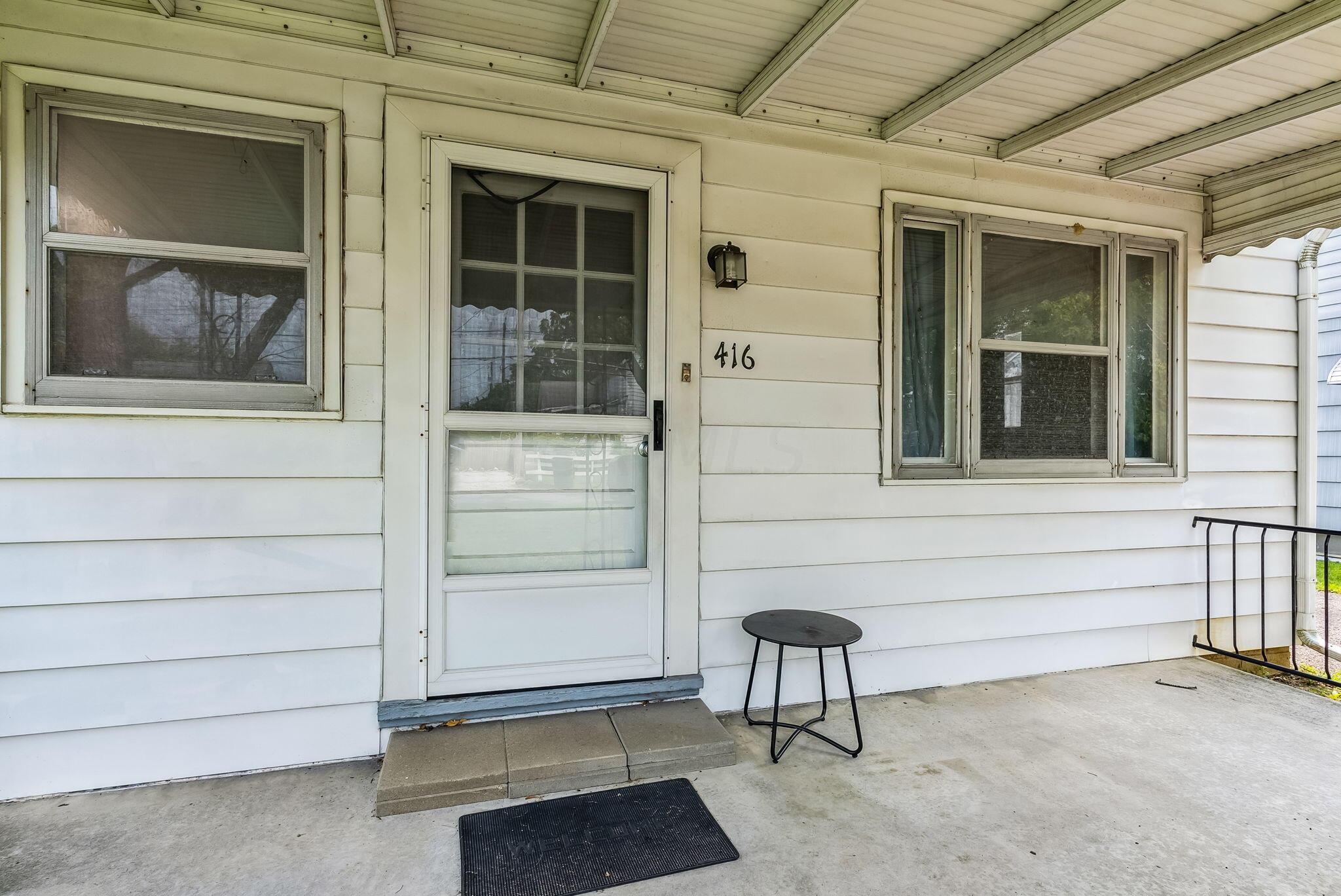 416 Derrer Road Columbus, OH 43204 - Photo 3 of 24 25-web-or-mls-DSC00689