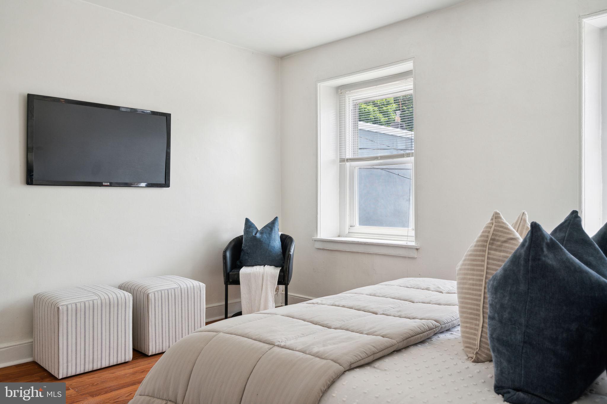 306 Carson Street Philadelphia, PA 19128 - Photo 17 of 27 Bedroom