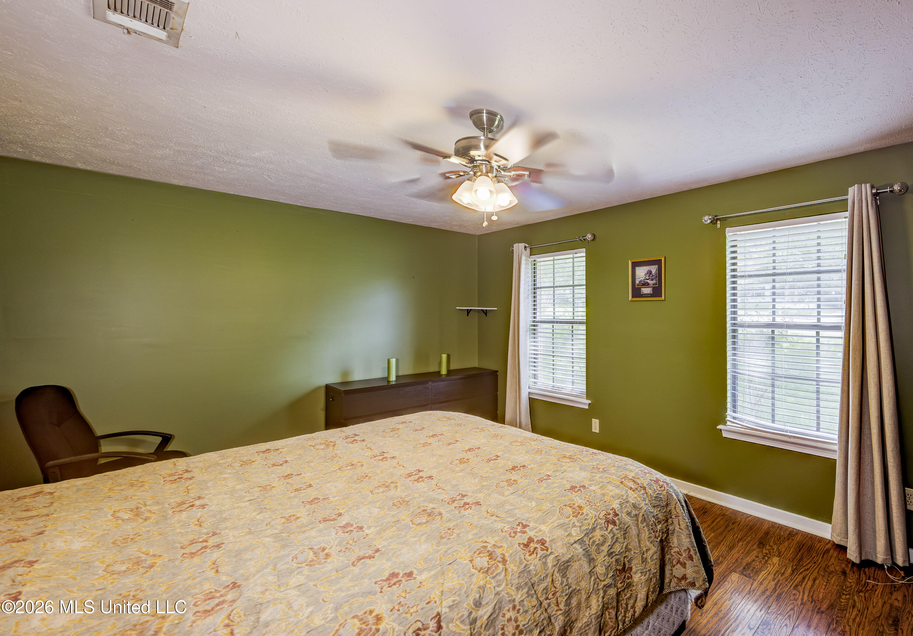 103 Erin Cove Clinton, MS 39056 - Photo 17 of 39 18 Primary Bedroom 1