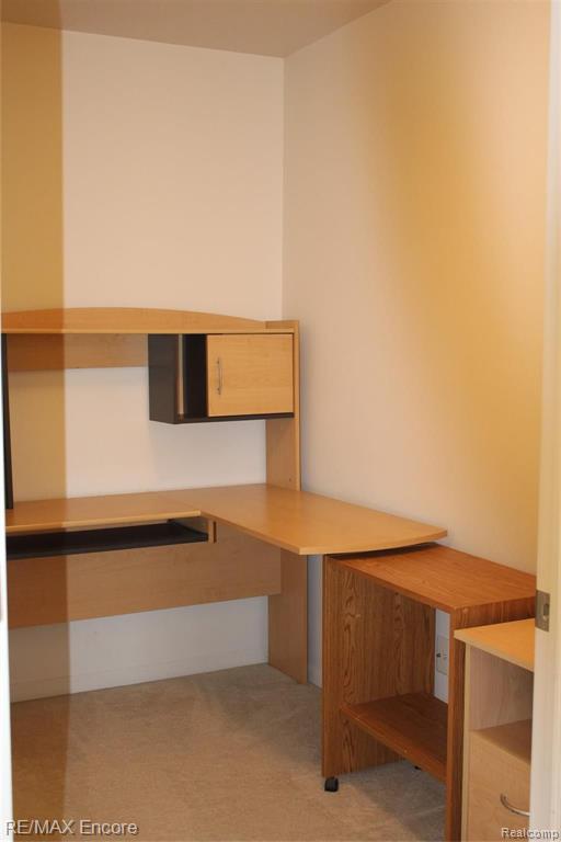 4160 Hampton Ridge Boulevard, Unit 84 Howell, MI 48843 - Photo 13 of 47