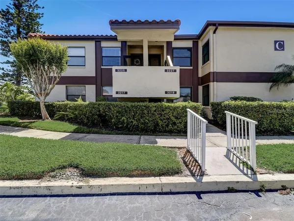 $2,000 | 3217 Westridge Boulevard, Orlando, FL 32822