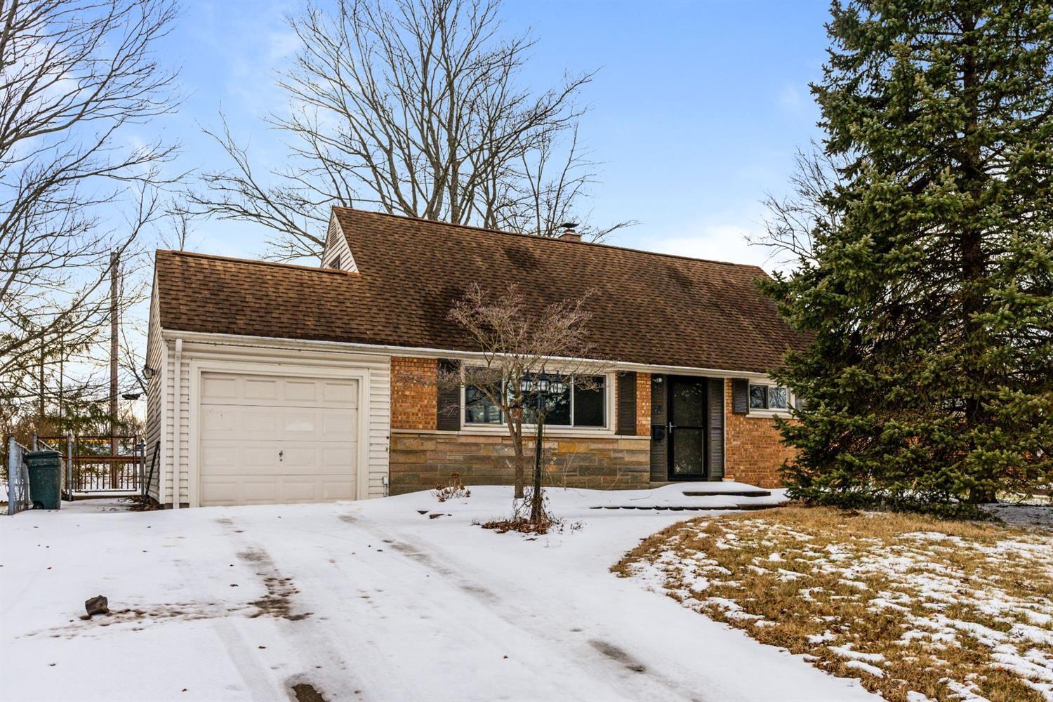 49 Hadley Road Greenhills, OH 45218 - Photo 1 of 31 Gallery Image 1