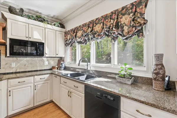 $1,695,000 | 195 Myers Avenue, Guild, TN 37340