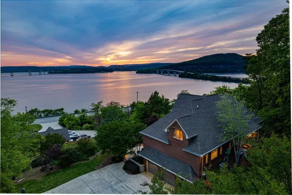 $1,695,000 | 195 Myers Avenue, Guild, TN 37340