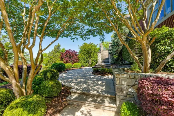 $1,695,000 | 195 Myers Avenue, Guild, TN 37340