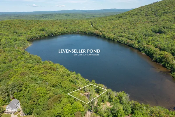 $179,000 | 21 Rosenberg Road, Lincolnville, ME 04849
