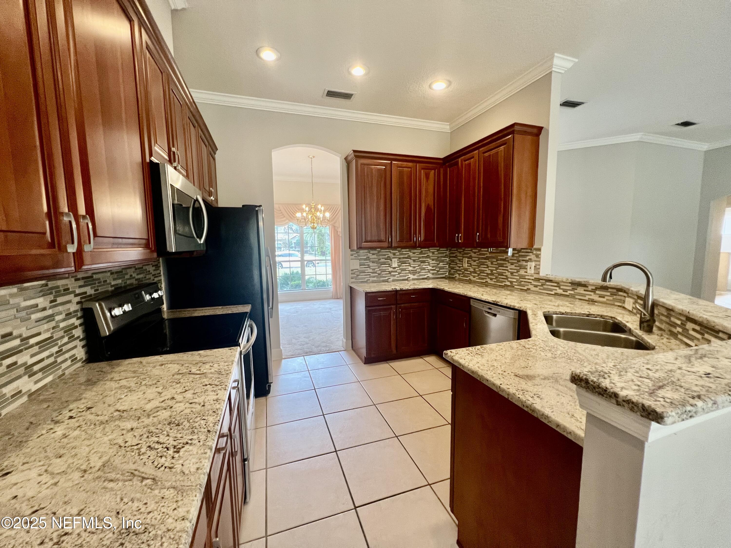 2284 Emilys Way Fleming Island, FL 32003 - Photo 5 of 36 IMG_1572