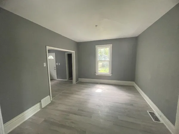 $79,900 | 2106 West Millman Street, Peoria, IL 61605