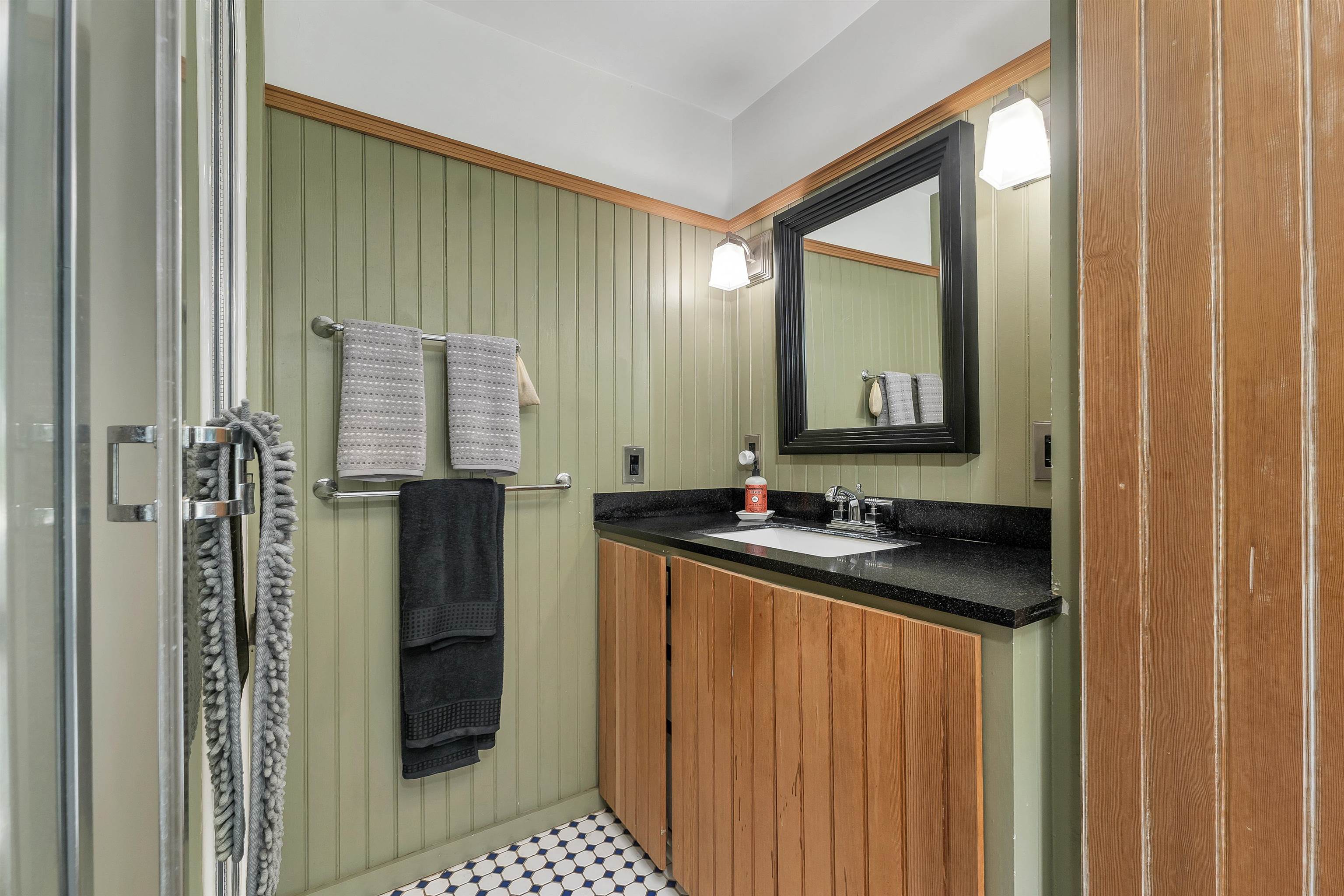 558 Province Road Belmont, NH 03220 - Photo 16 of 48