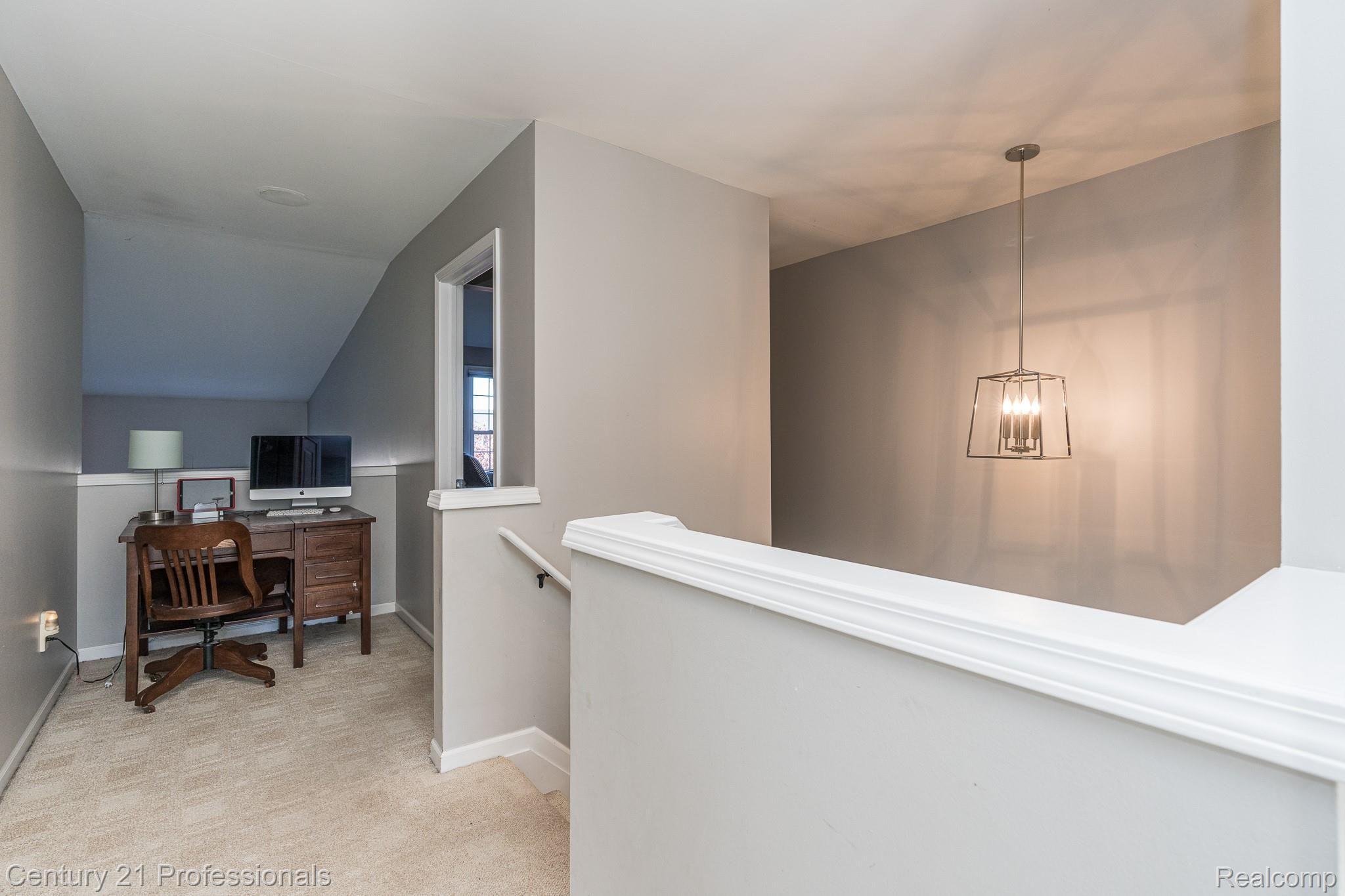 4245 Holly Lane Rochester, MI 48306 - Photo 30 of 48 upstairs nook 2.jpg