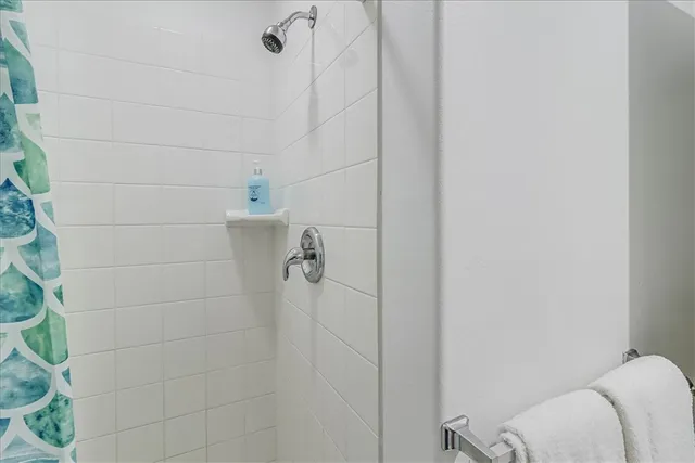 $450,000 | 2120 South 11th St Port, Unit 802, Port Aransas, TX 78373