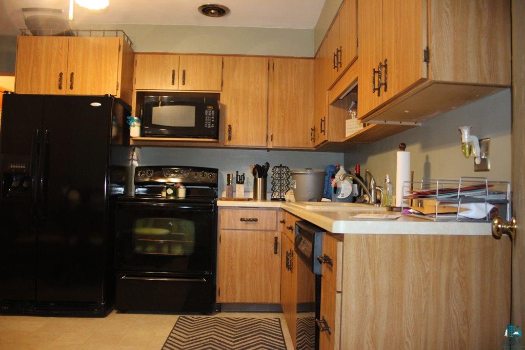 2032 Hutchinson Road Duluth, MN 55811 - Photo 3 of 23 Gallery Image 3