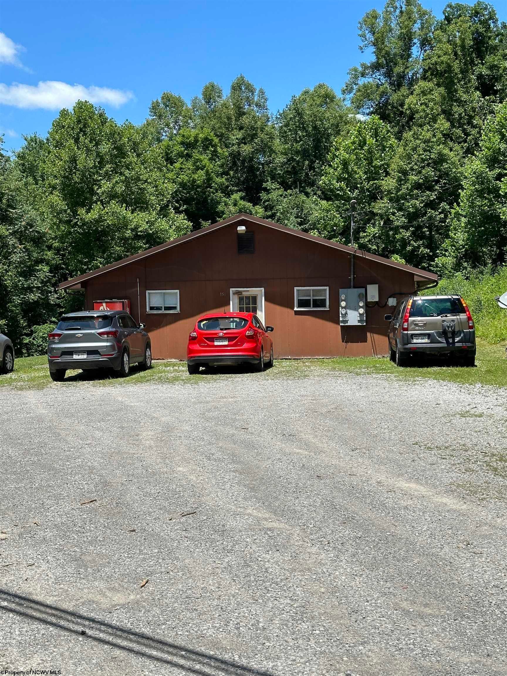 150 Pioneer Road Weston, WV 26452 - Photo 2 of 11 Gallery Image 2
