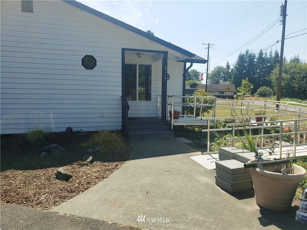 19 Allen Road Elma, WA 98541 - Photo 2 of 39 Gallery Image 2
