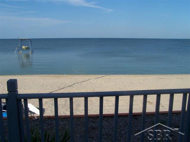 1075 Brissette Beach Road Kawkawlin, MI 48631 - Photo 6 of 13 20070277-5.JPG