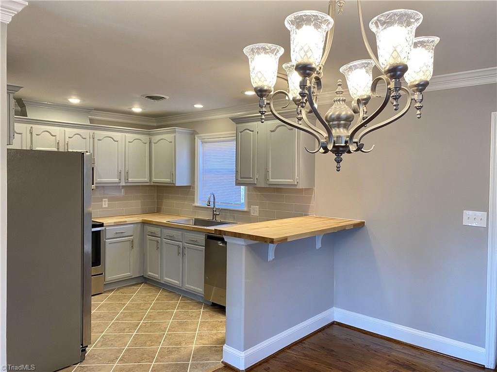 605 Motor Road Winston-Salem, NC 27105 - Photo 5 of 30 Gallery Image 5