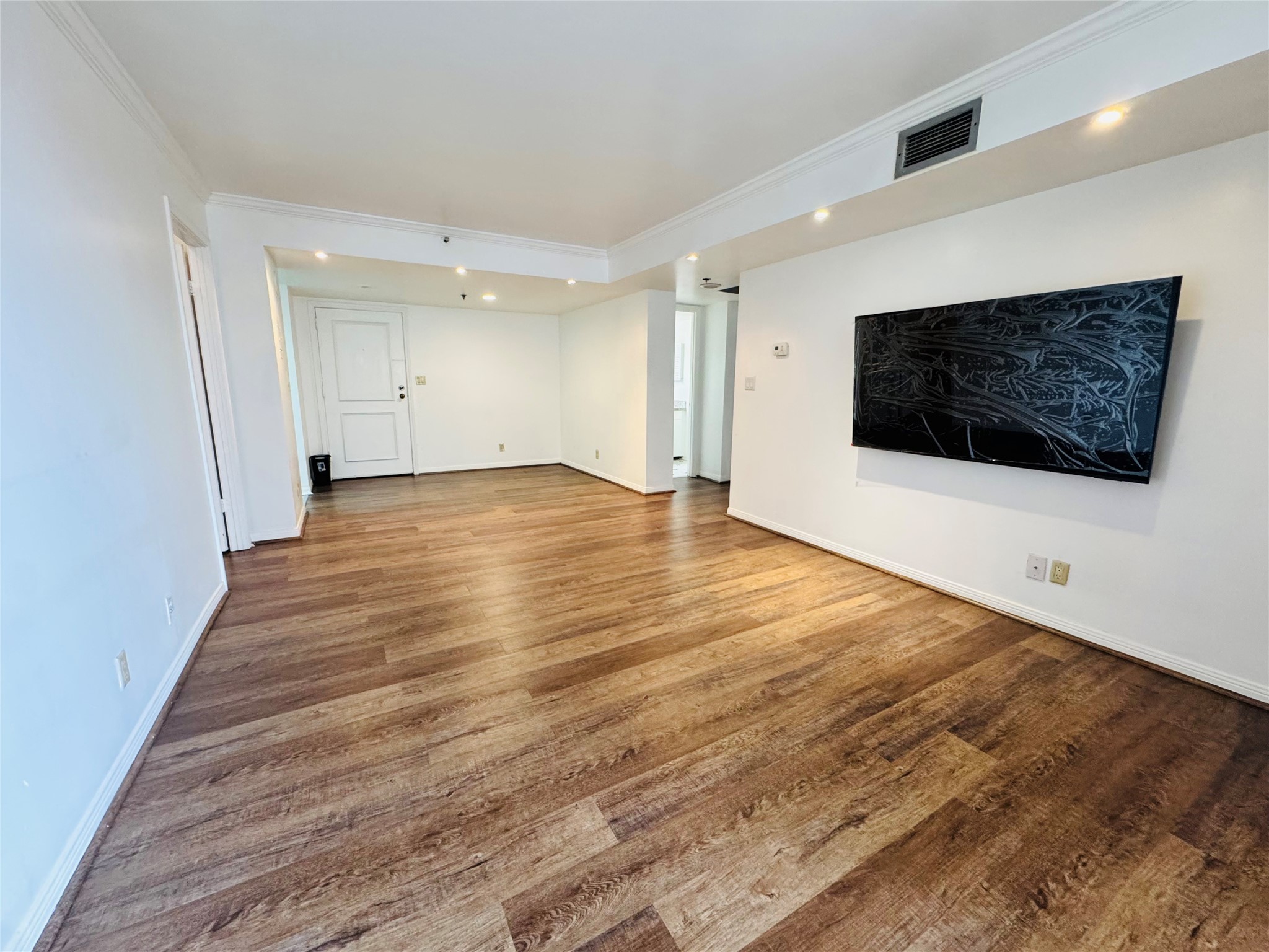 3525 Sage Road, Unit 513 Houston, TX 77056 - Photo 23 of 40 Gallery Image 23