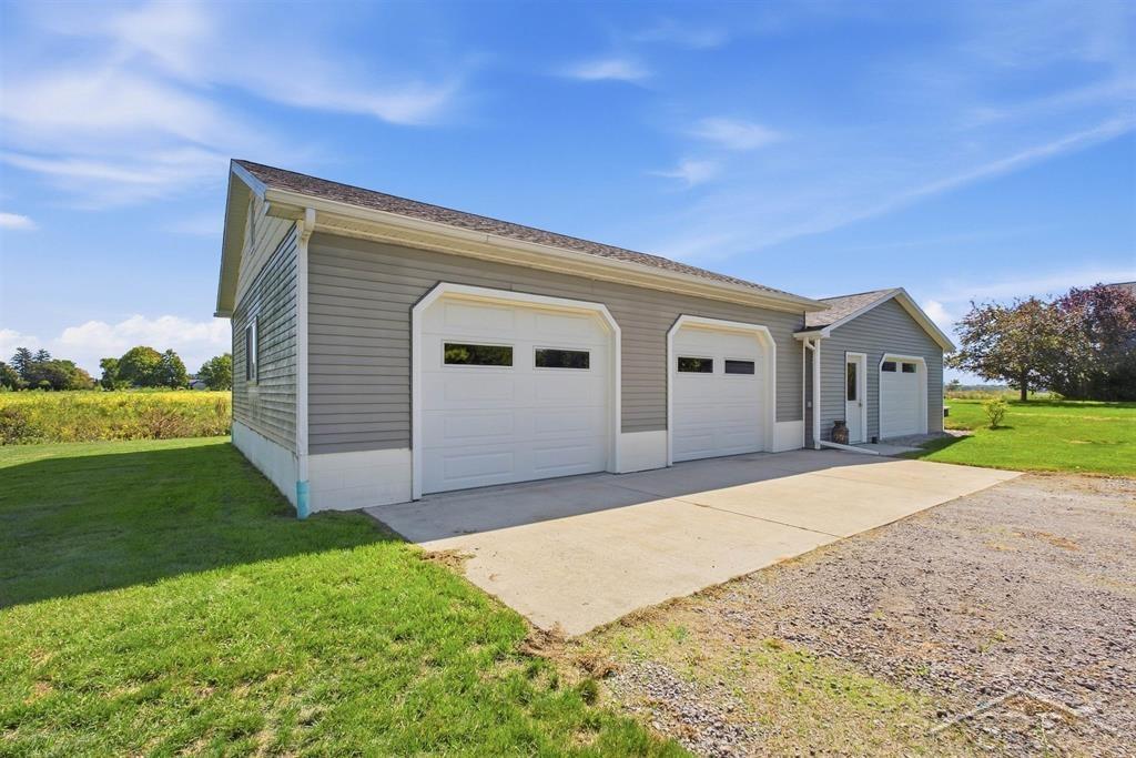 322 East Baker Road Hope, MI 48628 - Photo 31 of 37 Gallery Image 31