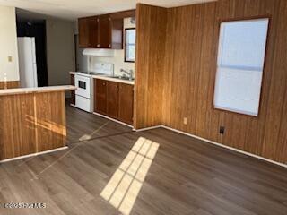 3745 Burgaw Highway, Unit 5 Jacksonville, NC 28540 - Photo 2 of 12 living room