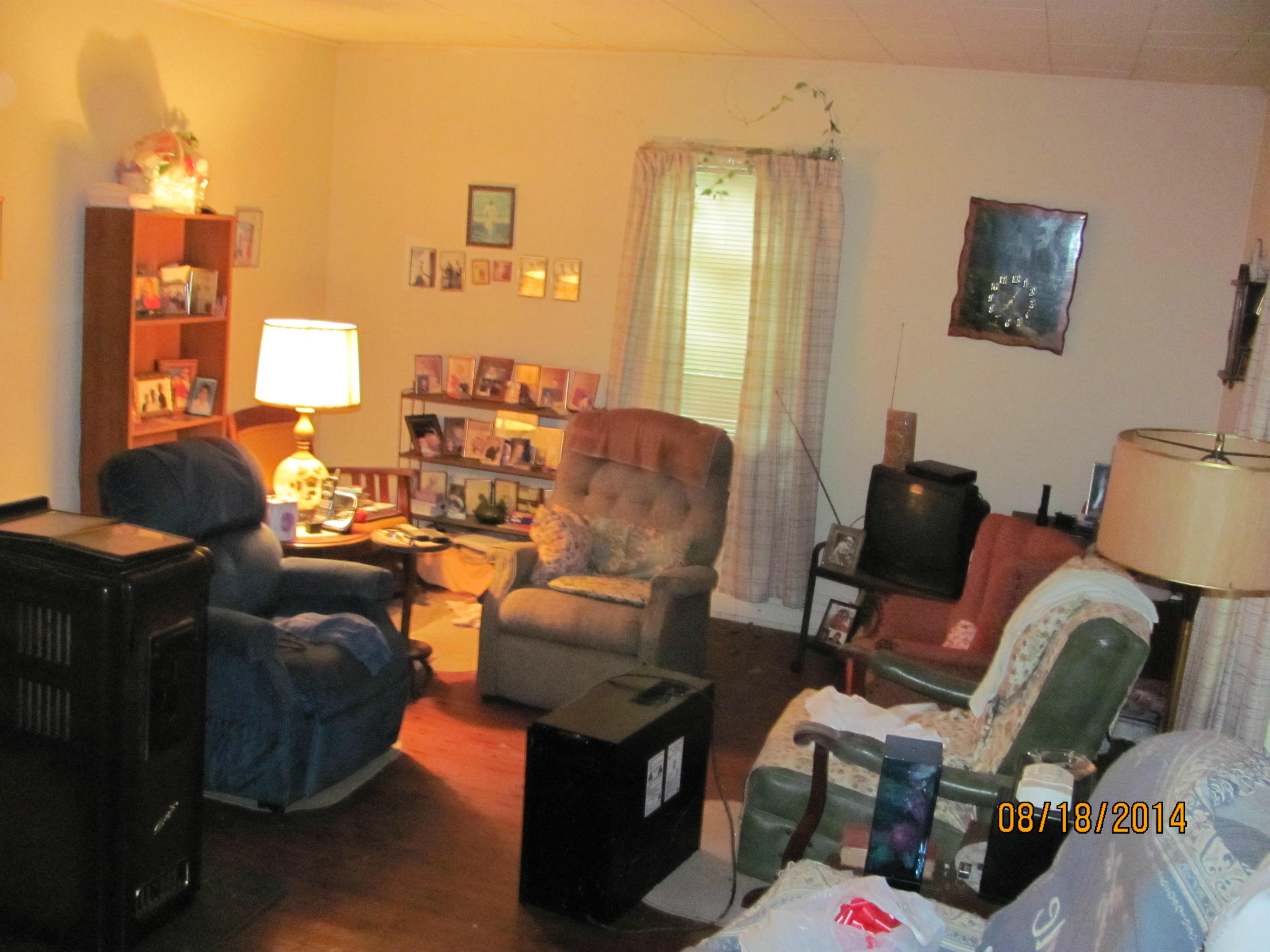 1290 Whispering Hills Road Moneta, VA 24121 - Photo 3 of 7 IMG_0038
