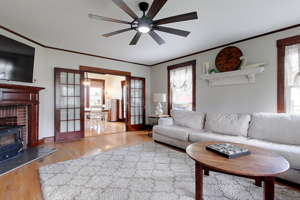 262 Chestnut Street Gardner, MA 01440 - Photo 12 of 39