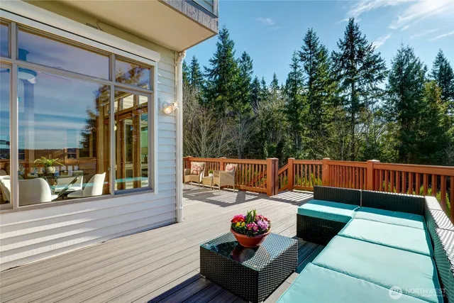 $2,498,000 | 19508 Southeast 24th Place, Sammamish, WA 98075