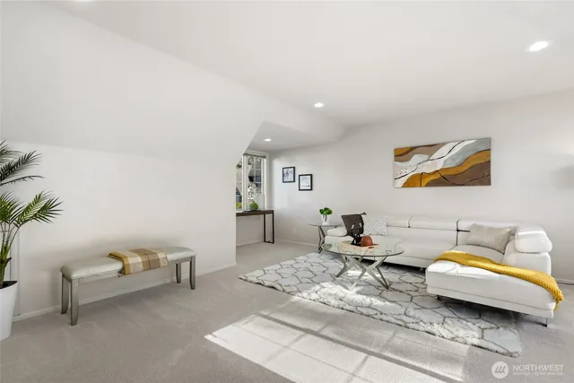 $2,498,000 | 19508 Southeast 24th Place, Sammamish, WA 98075