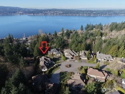 $2,498,000 | 19508 Southeast 24th Place, Sammamish, WA 98075