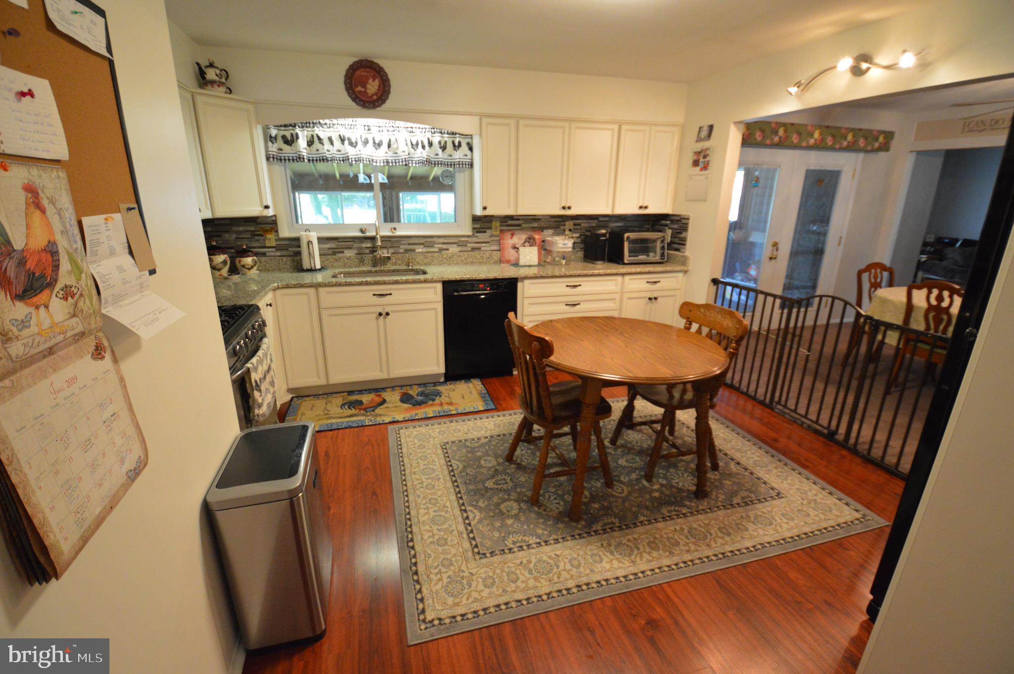 27 Compton Way Hamilton, NJ 08690 - Photo 11 of 32 Gallery Image 11