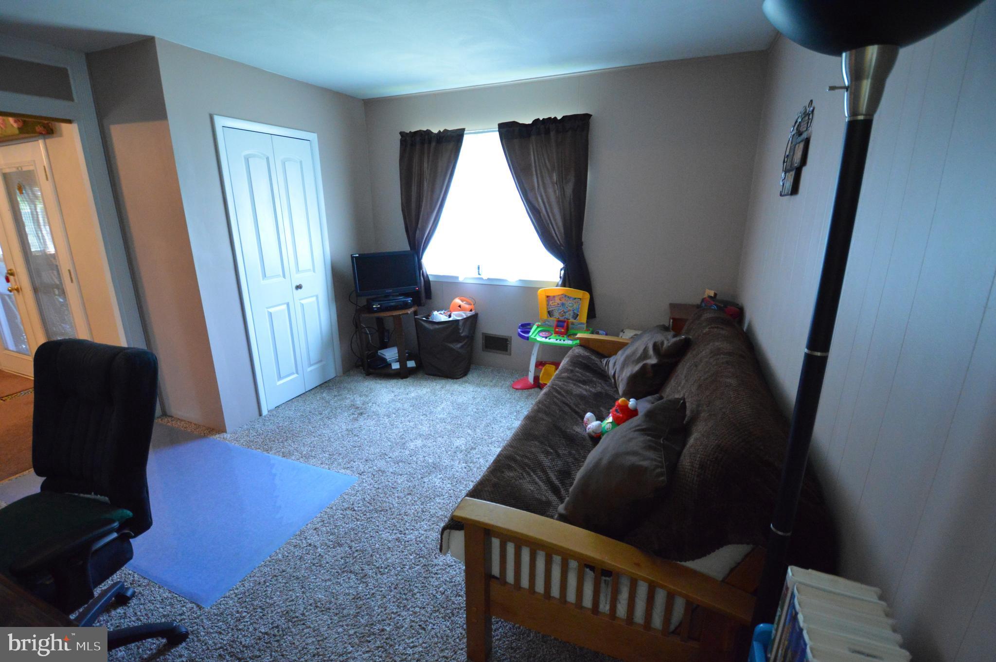 27 Compton Way Hamilton, NJ 08690 - Photo 17 of 32 Gallery Image 17