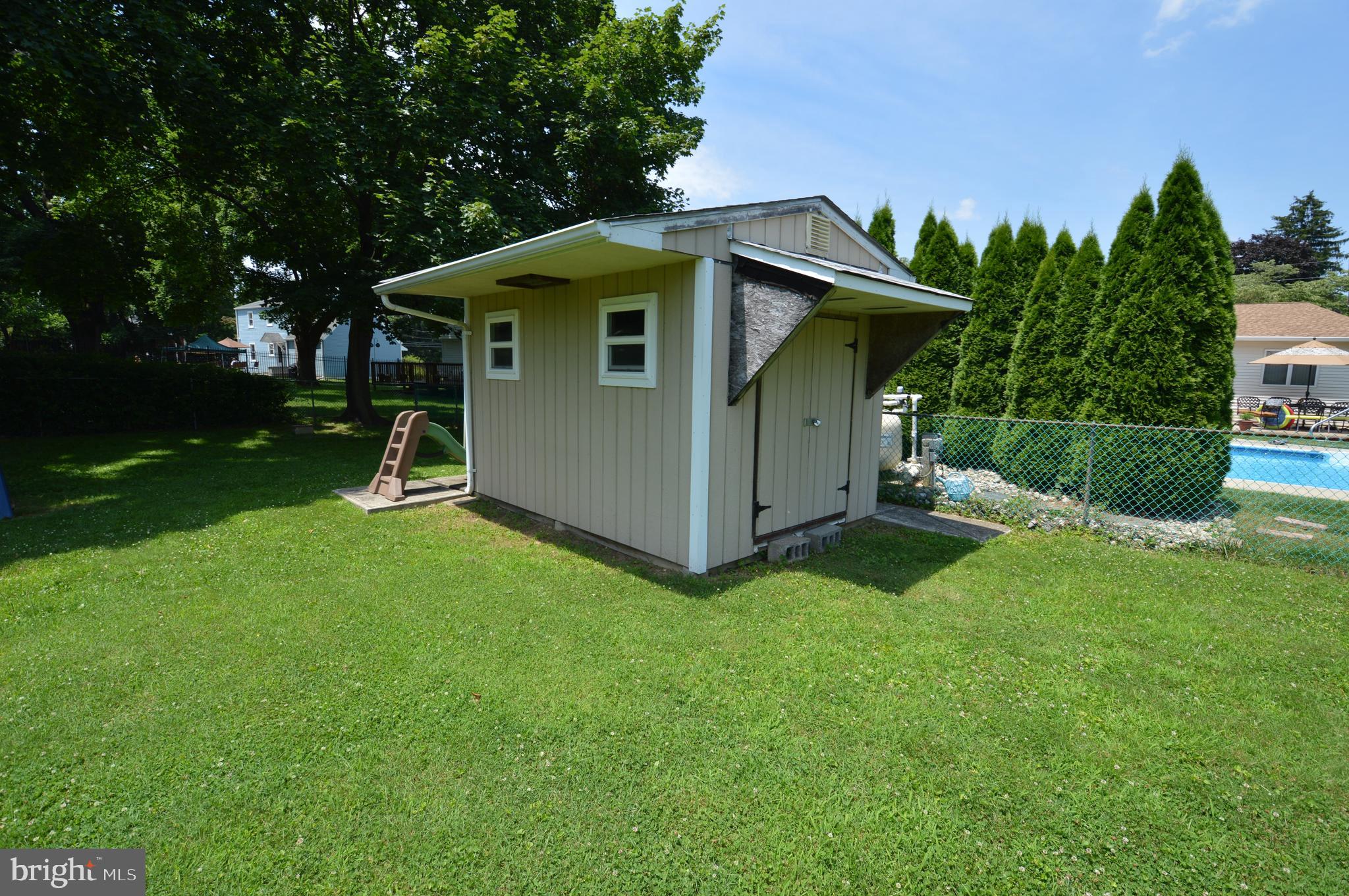 27 Compton Way Hamilton, NJ 08690 - Photo 28 of 32 Gallery Image 28