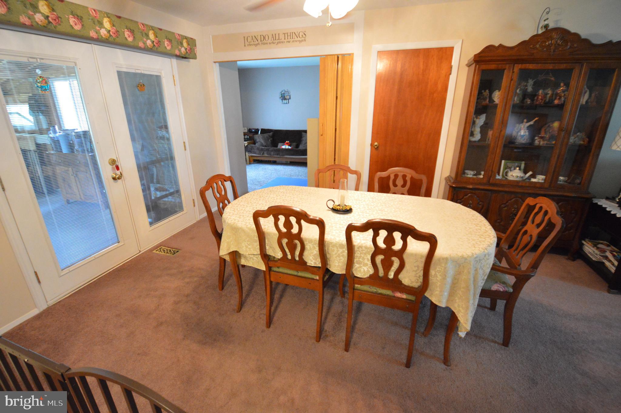 27 Compton Way Hamilton, NJ 08690 - Photo 9 of 32 Gallery Image 9