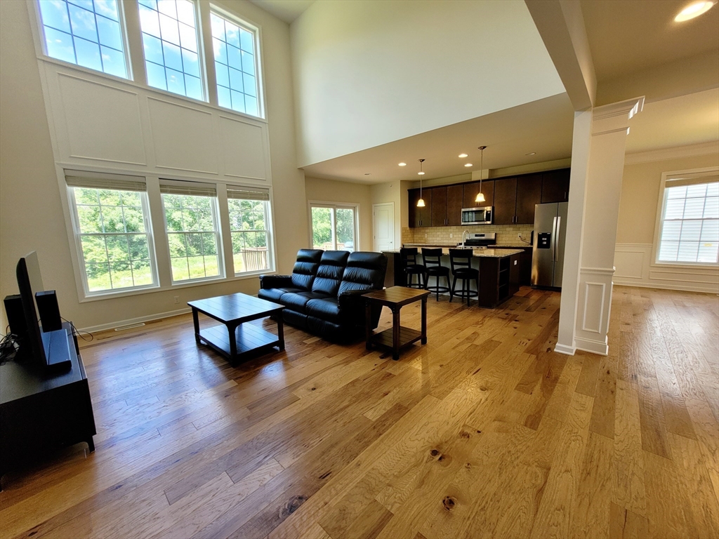 13 Walnut Way, Unit 13 Hopkinton, MA 01748 - Photo 8 of 32