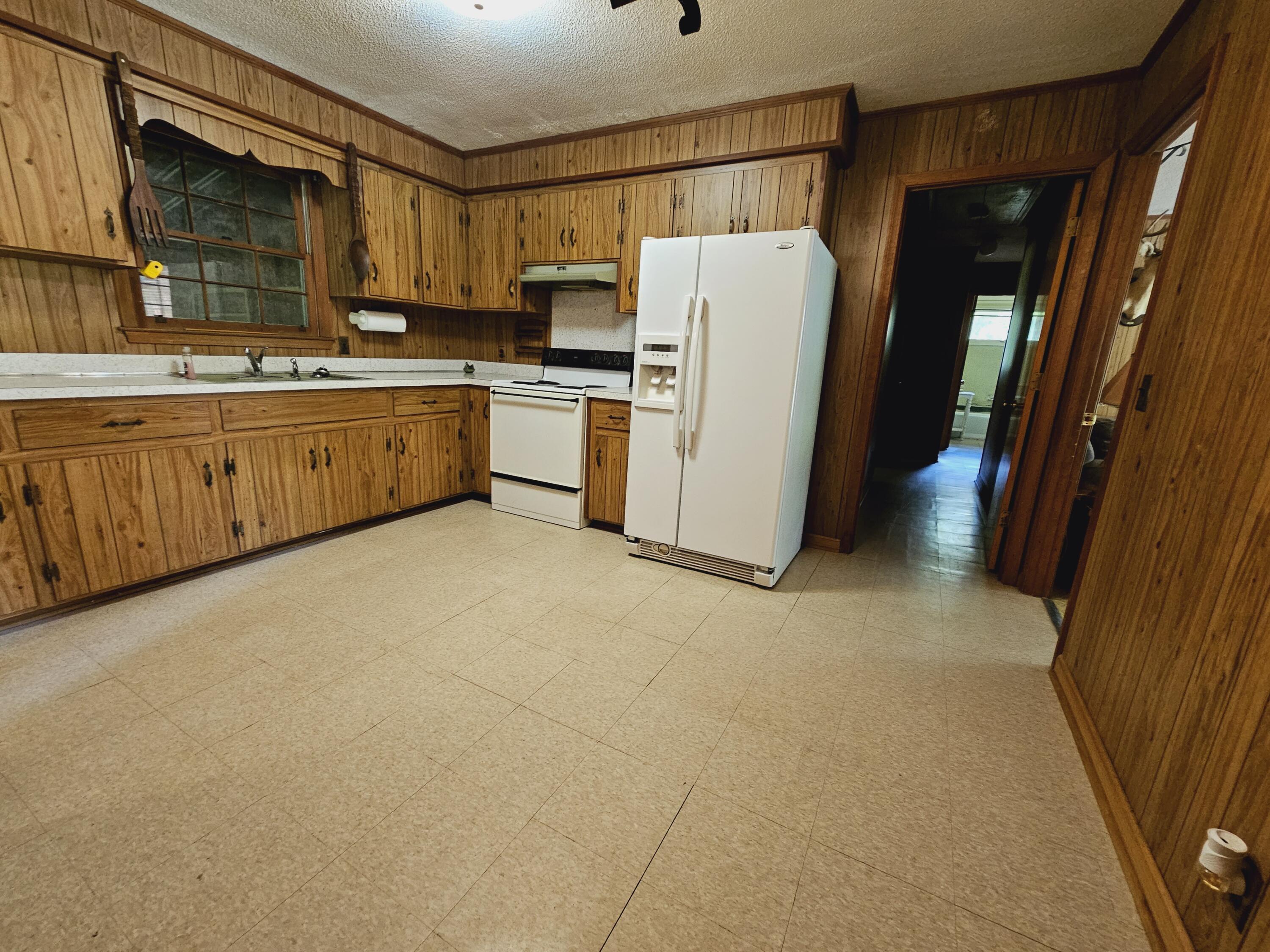 499 State Rd S-15-48 Smoaks, SC 29481 - Photo 36 of 42 20230810_115427