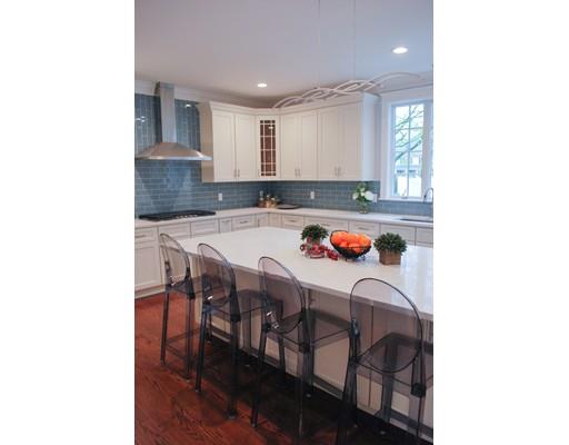 34 Russell Road Wellesley, MA 02482 - Photo 4 of 24