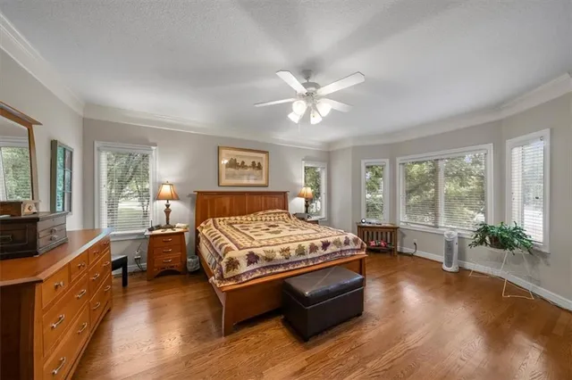 $900,000 | 3609 Iron Horse Court, Leawood, KS 66224