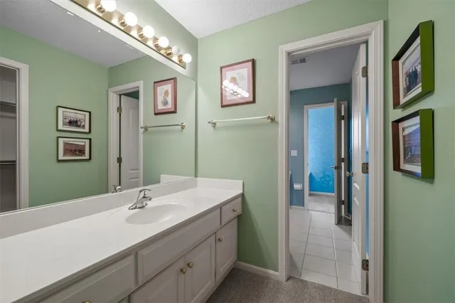 $900,000 | 3609 Iron Horse Court, Leawood, KS 66224