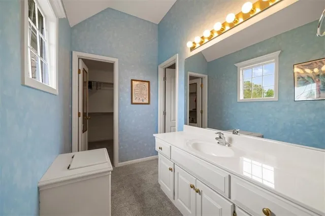 $900,000 | 3609 Iron Horse Court, Leawood, KS 66224