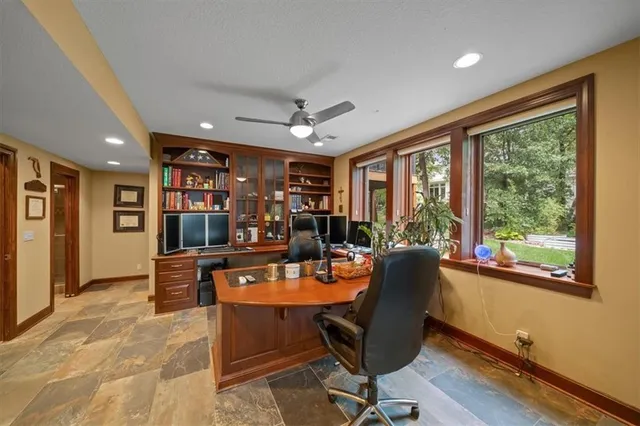 $900,000 | 3609 Iron Horse Court, Leawood, KS 66224