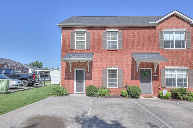 $319,900 | 4027 Clinton Lane, Spring Hill, TN 37174