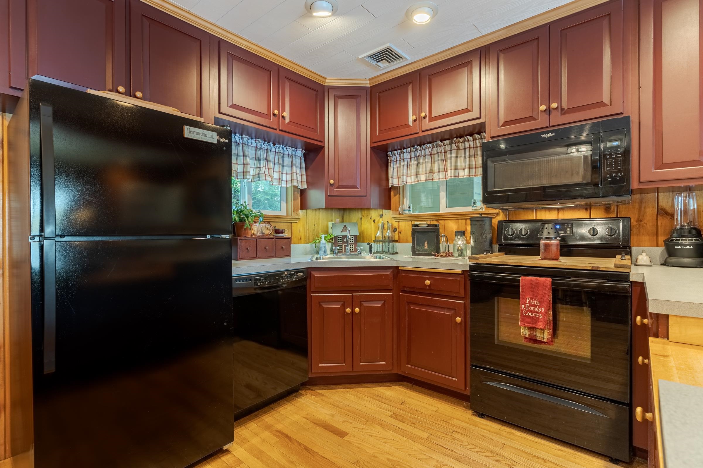 362 South Shore Road New Durham, NH 03855 - Photo 21 of 58