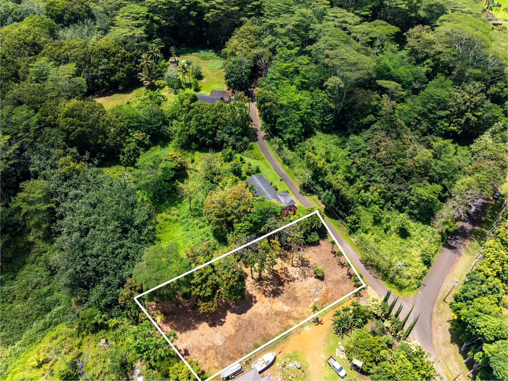 Moalepe Road Kapaa, HI 96746 - Photo 5 of 5 an outdoor space with lots of green space