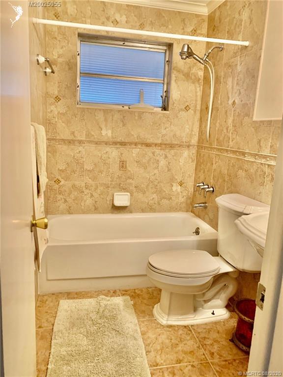 405 Robalo Court Stuart, FL 34996 - Photo 5 of 11 Gallery Image 5