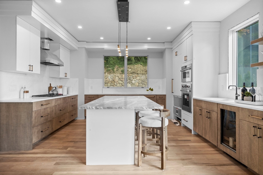 267 Tappan Street, Unit 2 Brookline, MA 02445 - Photo 7 of 20