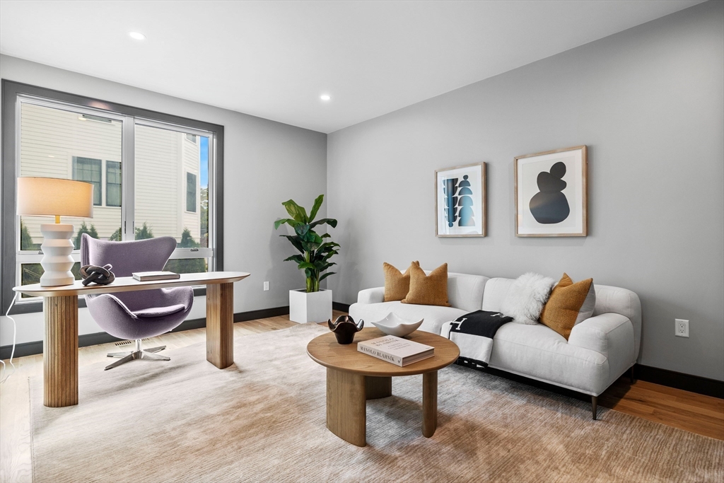 267 Tappan Street, Unit 2 Brookline, MA 02445 - Photo 8 of 20