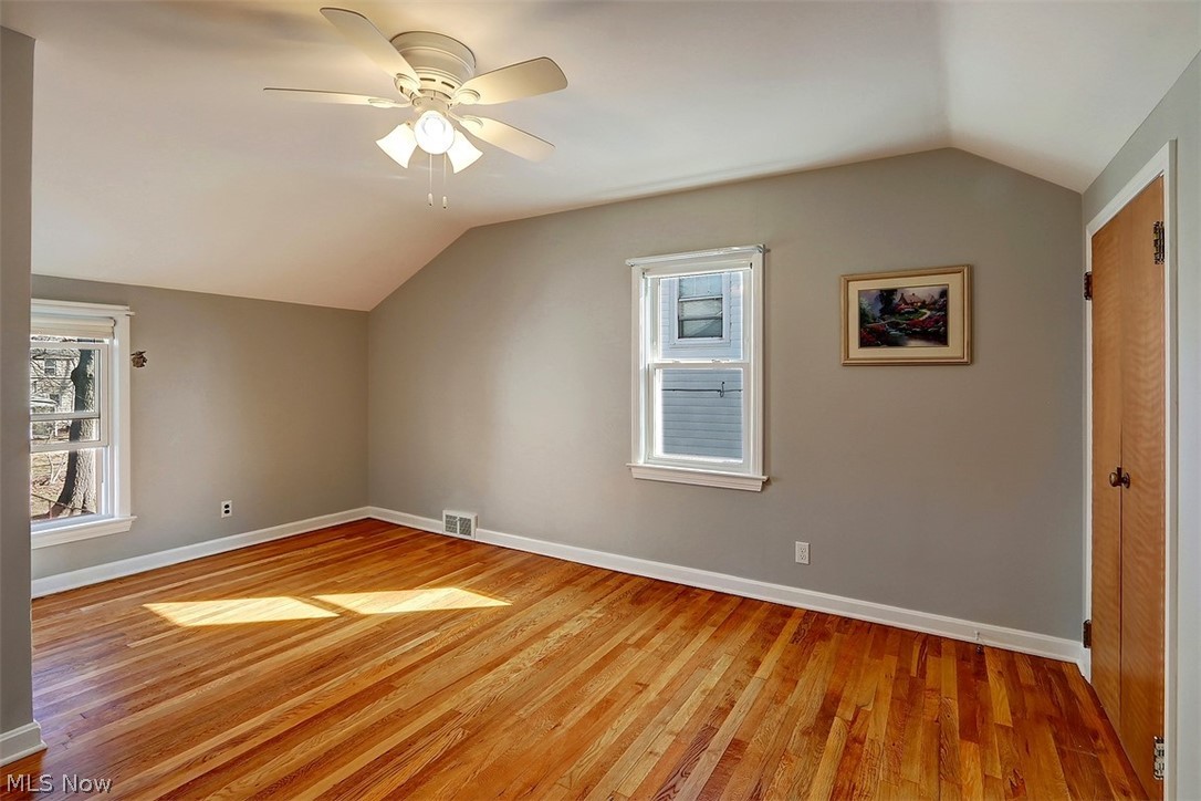 1287 Ford Road Lyndhurst, OH 44124 - Photo 15 of 28