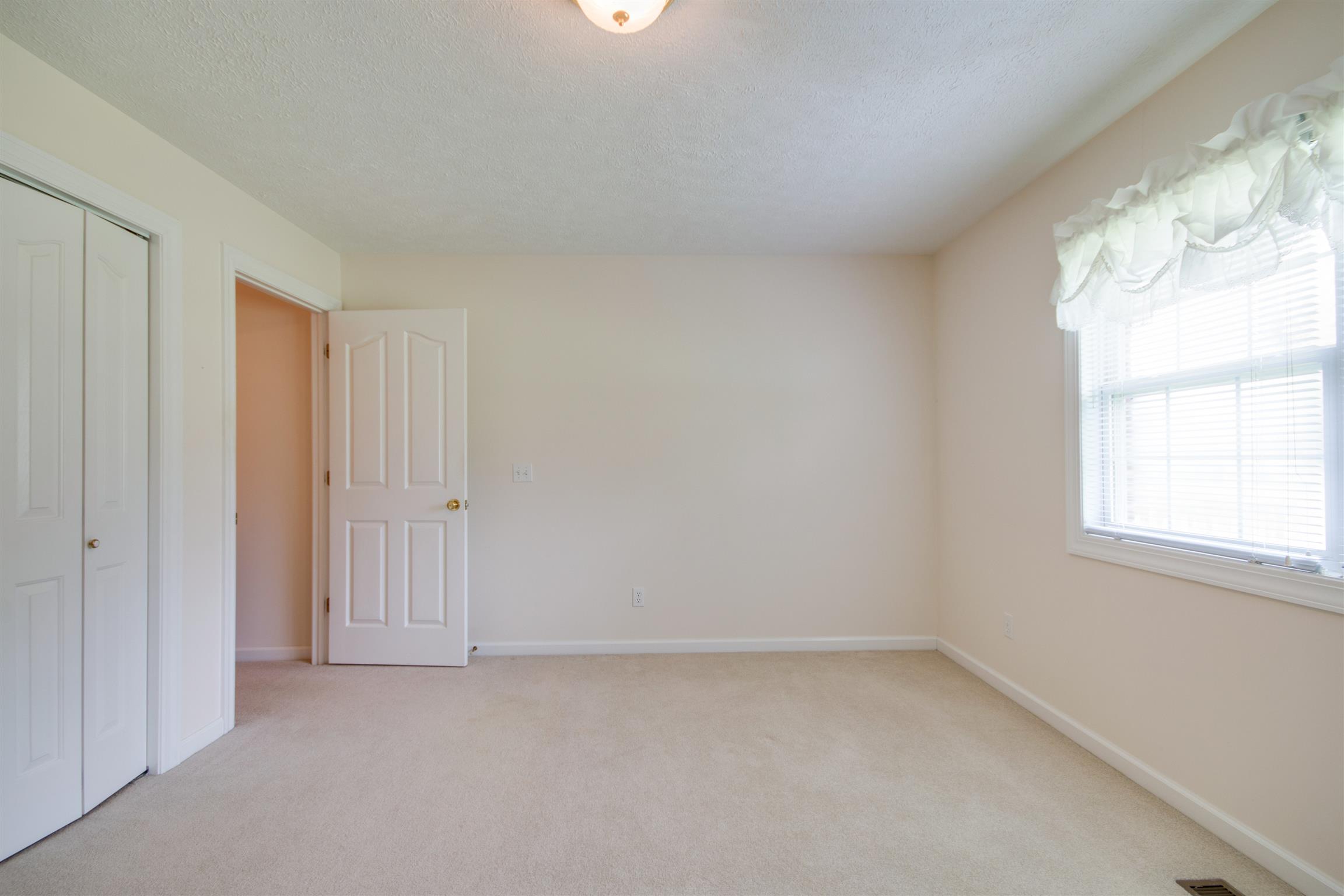 453 Brandon Road Manchester, TN 37355 - Photo 11 of 21