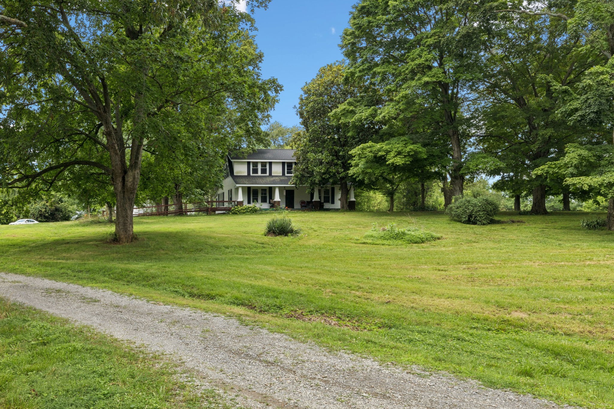 350 Port Royal Road Clarksville, TN 37040 - Photo 4 of 19 a view of a park with large trees