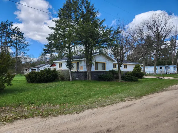 $79,900 | 1260 West Baldwin Road, Baldwin, MI 49304